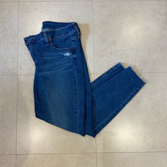 Gap High Rise Universal Jegging - Picture 4 of 4